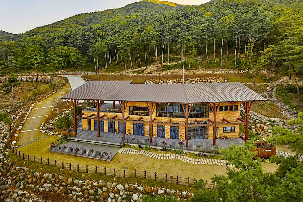 Gyeongnam Expands Healing Forests Across the Province